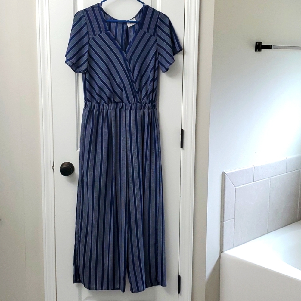 Sienna Sky Jumpsuit M Navy and White